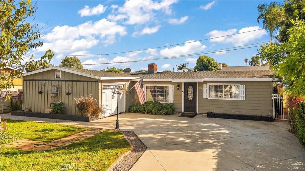 Photo of 4111 El Molino Blvd, Chino Hills, CA 91709 (MLS # IV26050432)