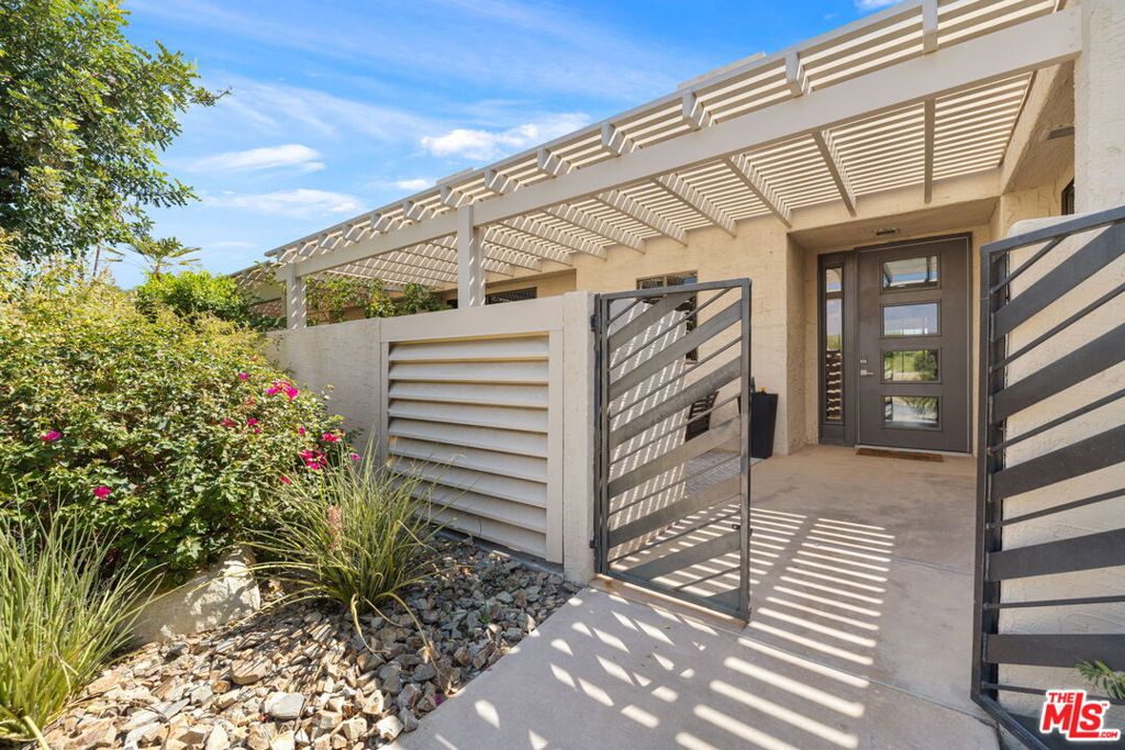 155 Desert West Drive