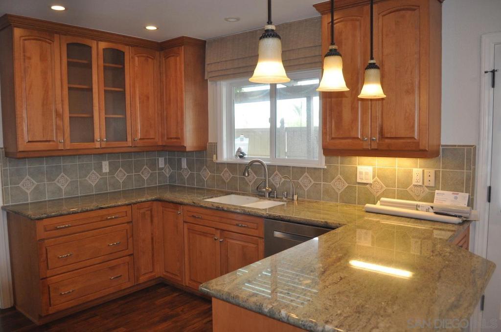 7717 Topaz Lake