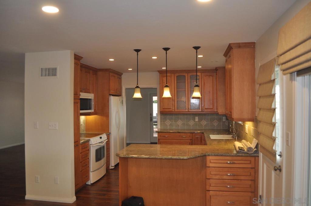 7717 Topaz Lake