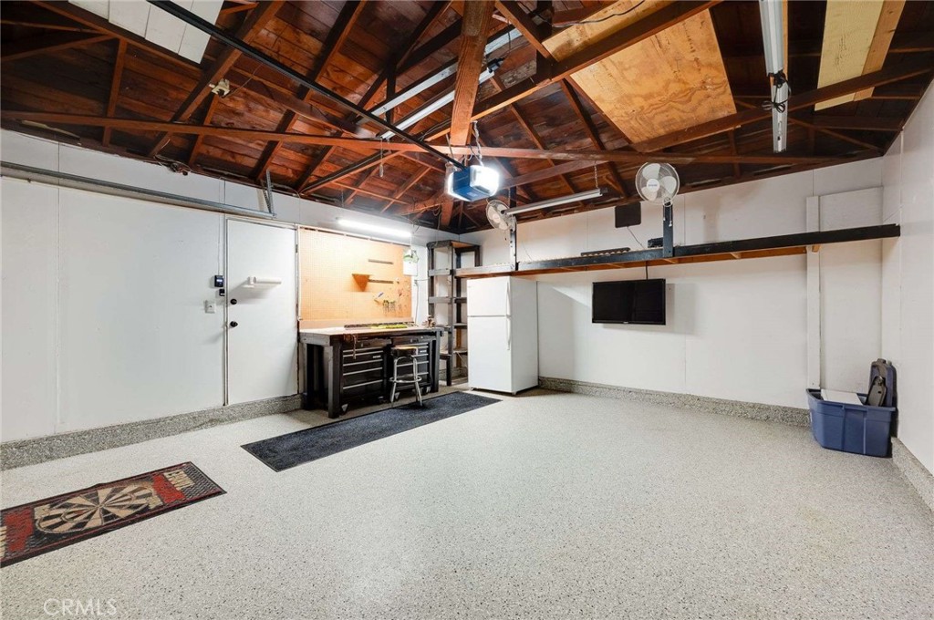 Lakewood Park/North of Del Amo (LND) - Residential