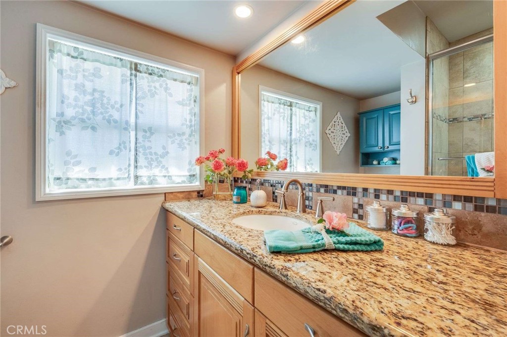 Lakewood Park/North of Del Amo (LND) - Residential