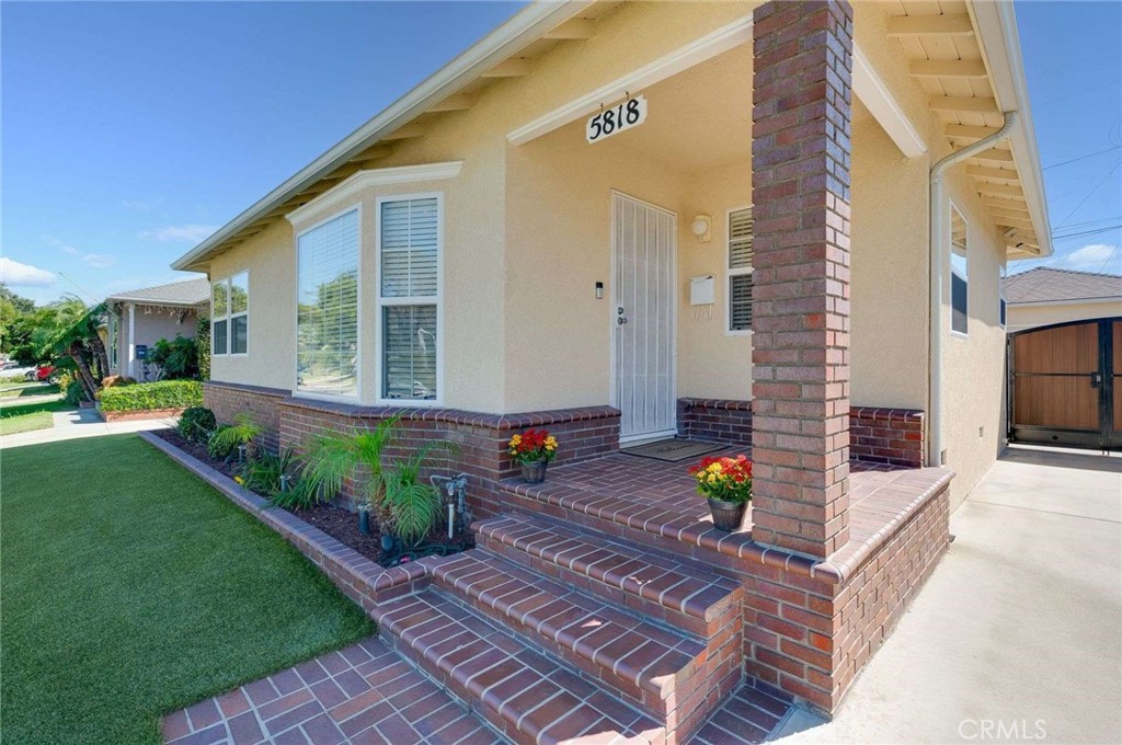 Lakewood Park/North of Del Amo (LND) - Residential