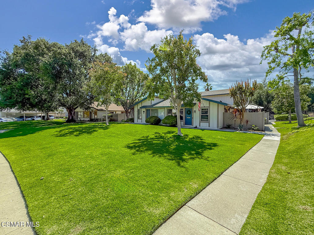2229 Moss Court
