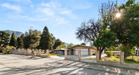 Photo of 903 Greenwood Ave, San Bernardino, CA 92407 (MLS # CV26063625)