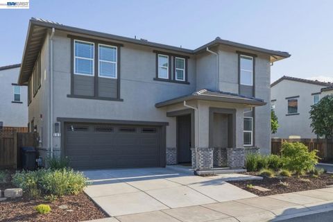 Photo of 385 Ramos Ranch Rd, Oakley, CA 94561 (MLS # 41131052)