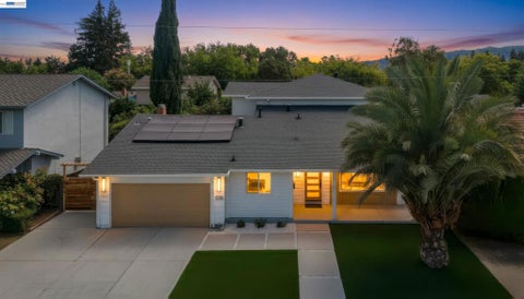 Photo of 5290 Crestline Way WAY, Pleasanton, CA 94566 (MLS # 41147517)