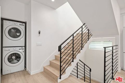 Tiny photo for 1187 CRENSHAW Boulevard #102, Los Angeles, CA 90019 (MLS # 25603037)