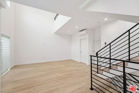 Tiny photo for 1187 CRENSHAW Boulevard #102, Los Angeles, CA 90019 (MLS # 25603037)