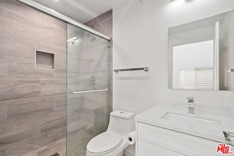 Tiny photo for 1187 CRENSHAW Boulevard #102, Los Angeles, CA 90019 (MLS # 25603037)