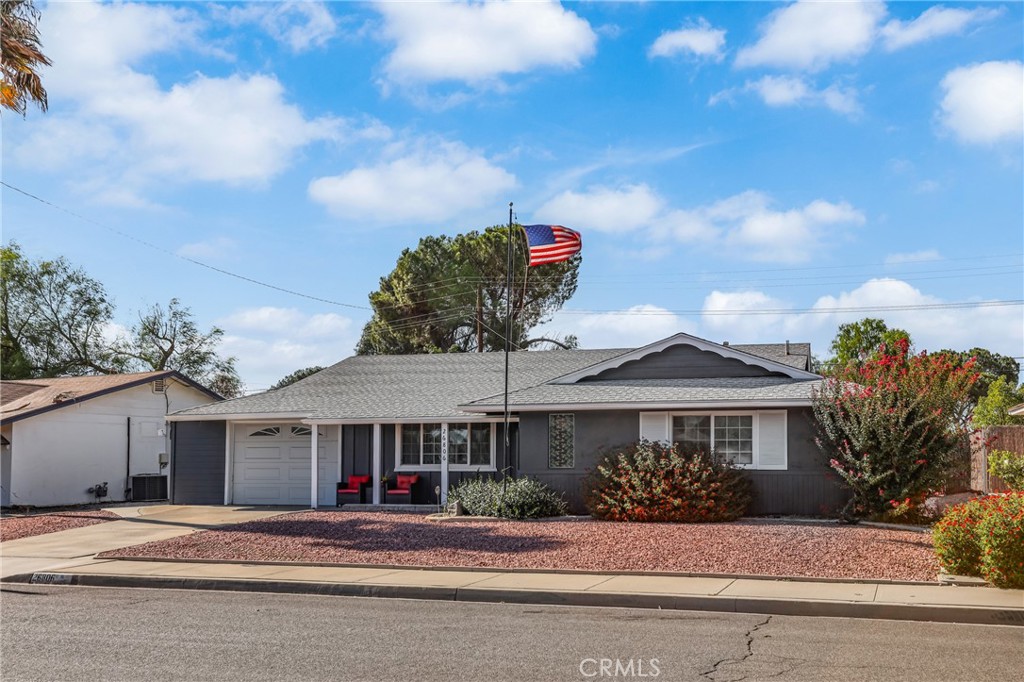 26806 Oakmont