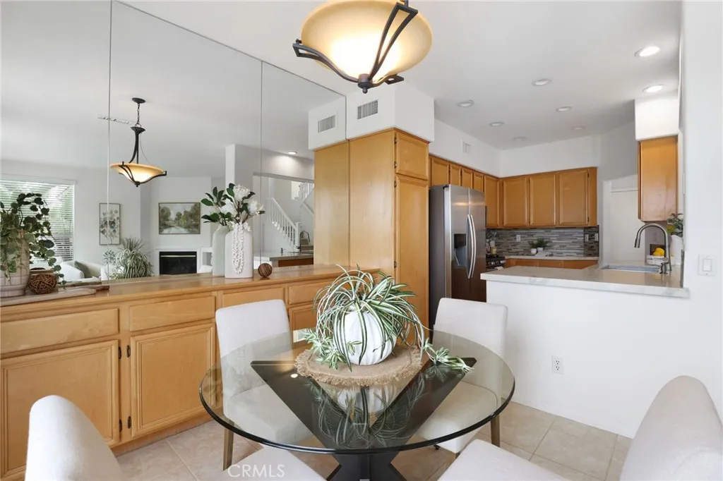 Laguna Niguel, California 92677, United States, 2 Bedrooms Bedrooms, ,3 BathroomsBathrooms,Residential,Active,231148