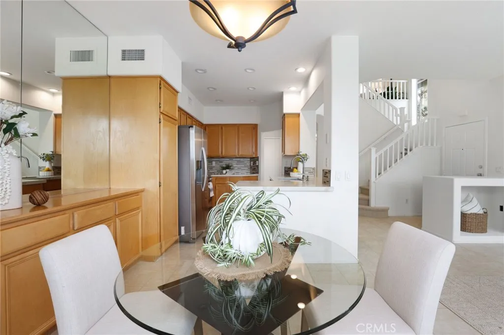 Laguna Niguel, California 92677, United States, 2 Bedrooms Bedrooms, ,3 BathroomsBathrooms,Residential,Active,231148