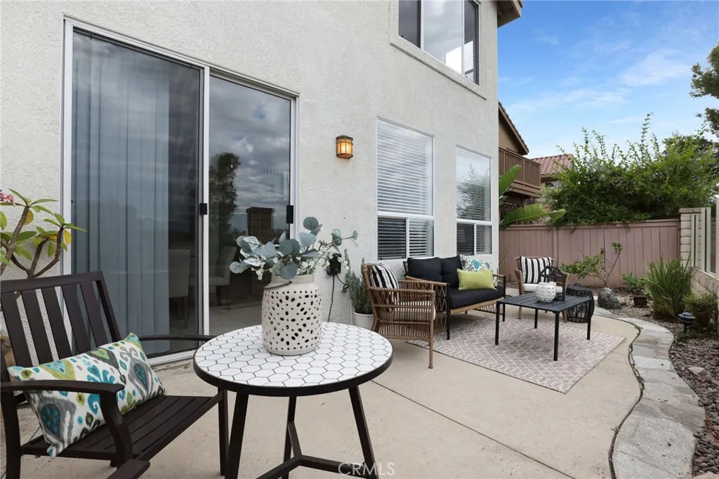 Laguna Niguel, California 92677, United States, 2 Bedrooms Bedrooms, ,3 BathroomsBathrooms,Residential,Active,231148