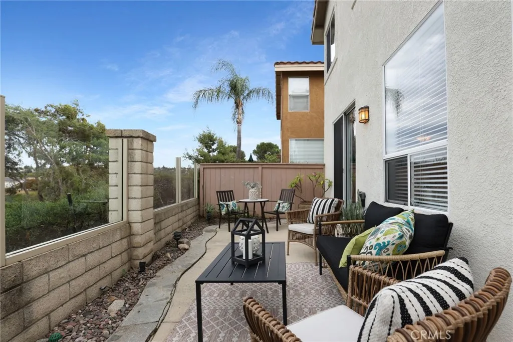 Laguna Niguel, California 92677, United States, 2 Bedrooms Bedrooms, ,3 BathroomsBathrooms,Residential,Active,231148