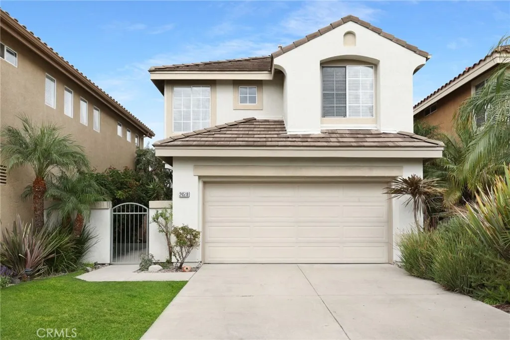 Laguna Niguel, California 92677, United States, 2 Bedrooms Bedrooms, ,3 BathroomsBathrooms,Residential,Active,231148