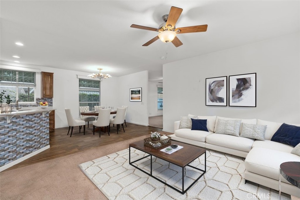 3595 Santa Fe Avenue 90