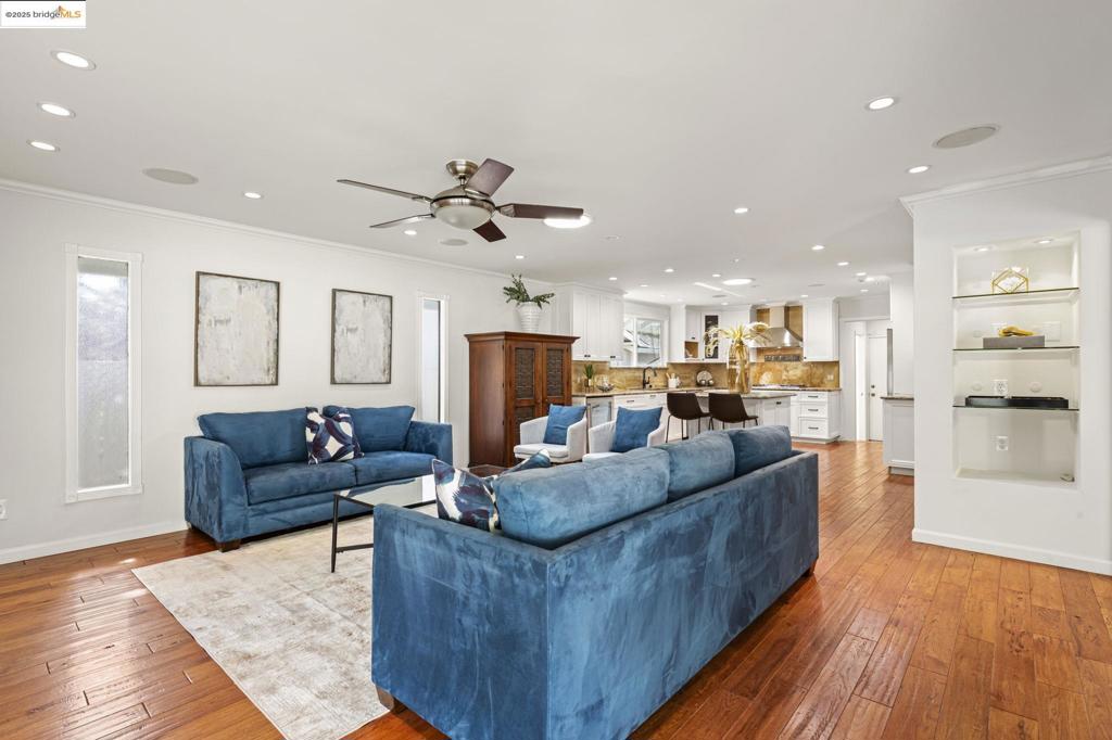 SEQUOYAH HILLS - Residential