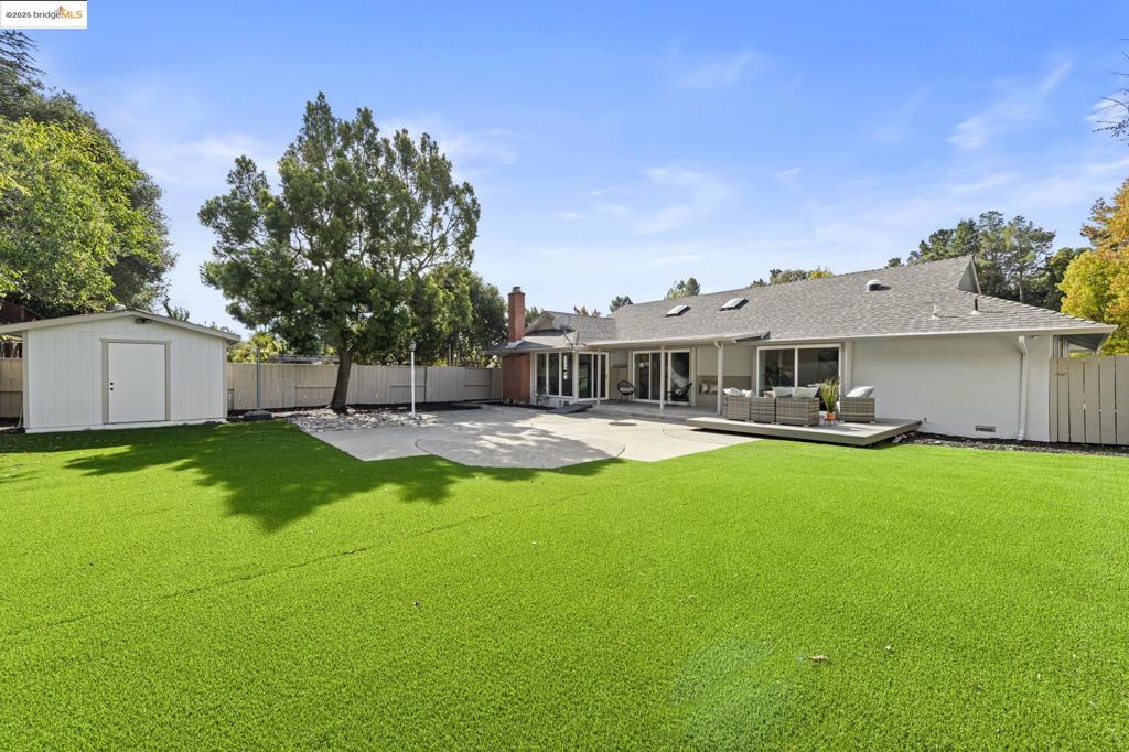 SEQUOYAH HILLS - Residential