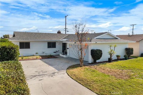 230 S Camellia St, Anaheim, CA 92804 - MLS#: PW25277665