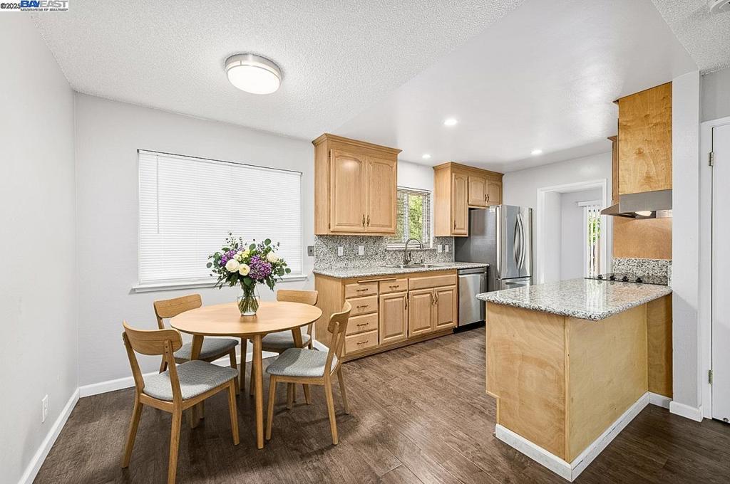 SUMMERSET - Residential