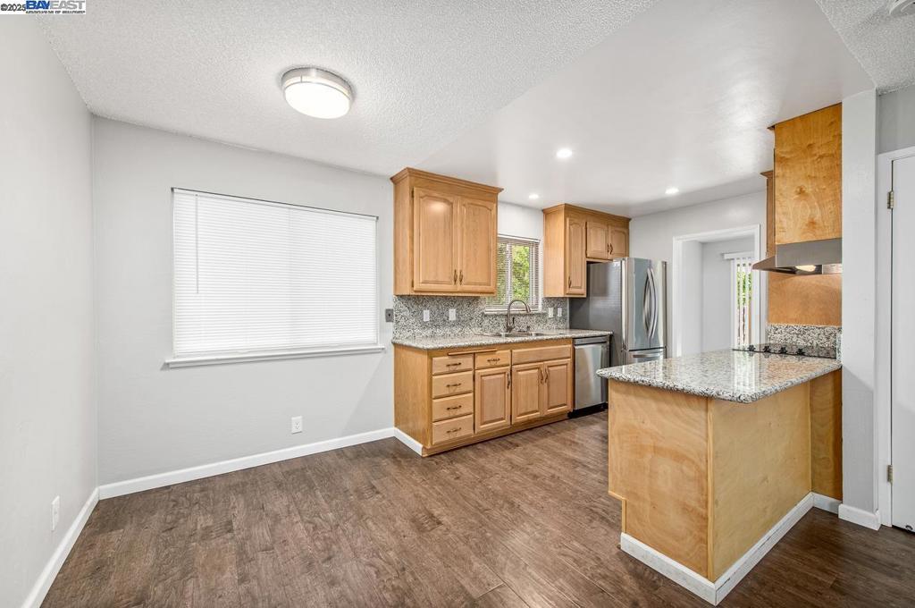 SUMMERSET - Residential