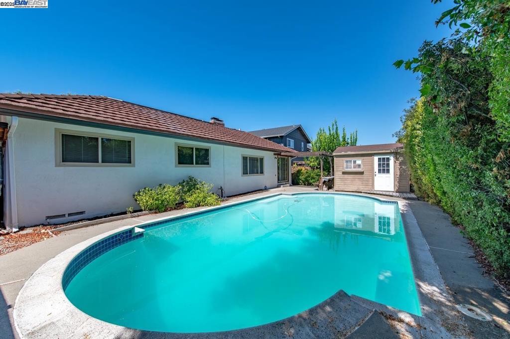 SUMMERSET - Residential