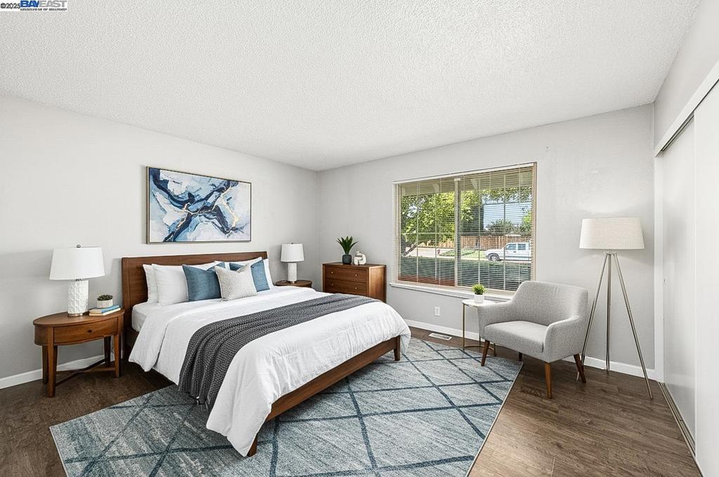 SUMMERSET - Residential