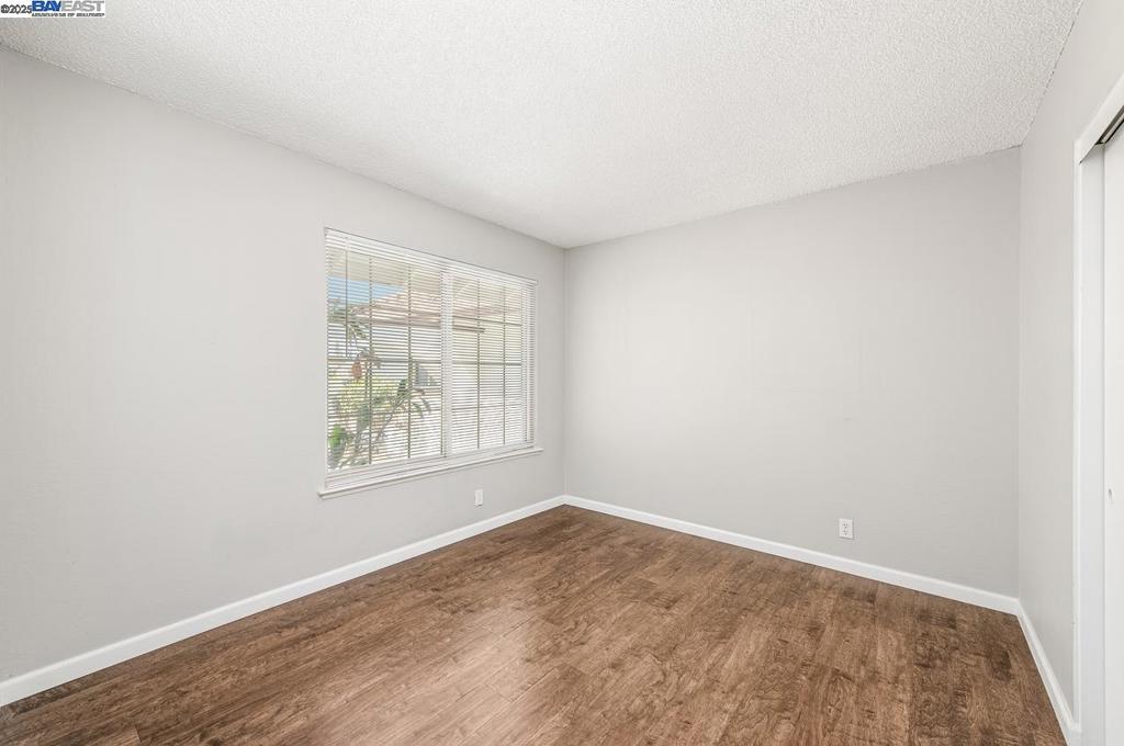 SUMMERSET - Residential