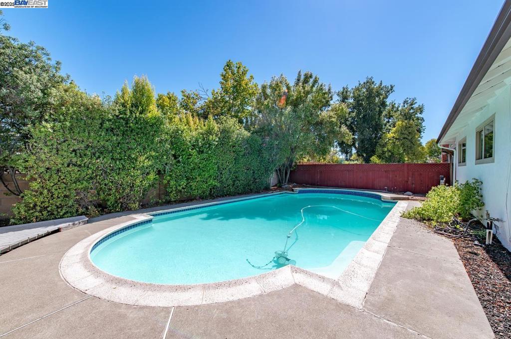 SUMMERSET - Residential