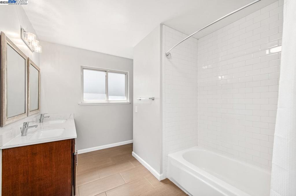 SUMMERSET - Residential