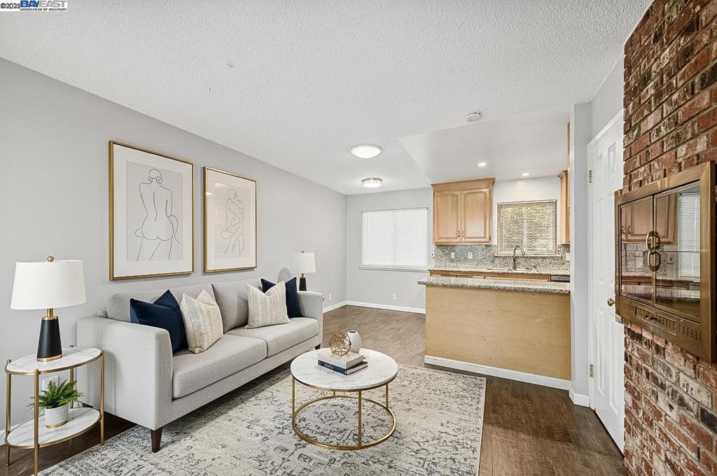 SUMMERSET - Residential