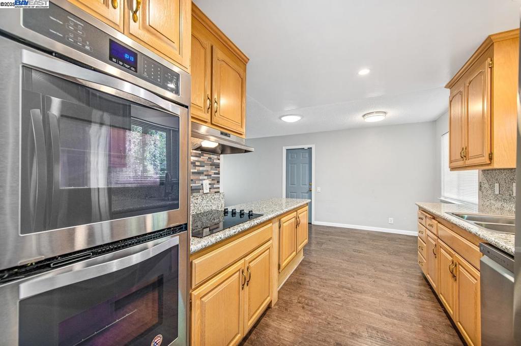 SUMMERSET - Residential