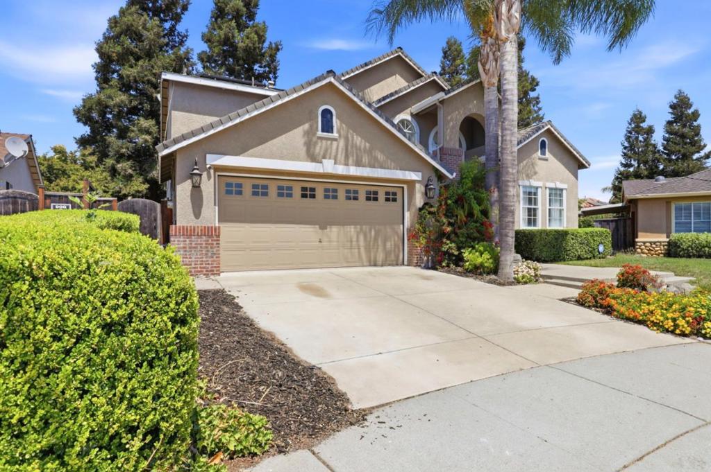 1301 Peregrine Drive