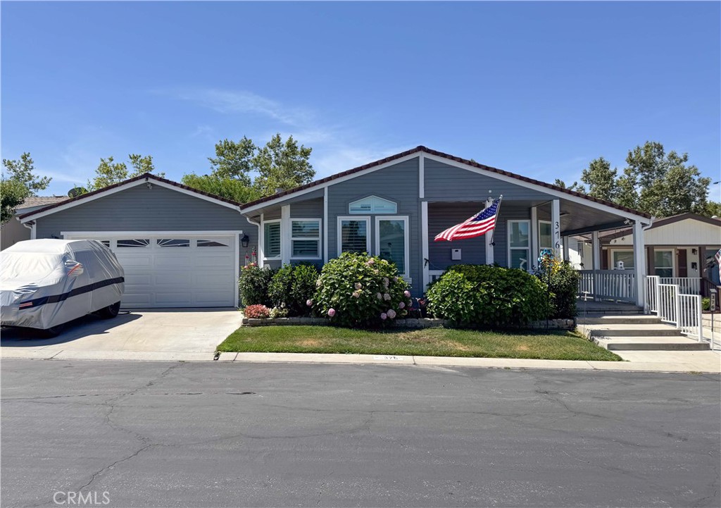 10961 Desert Lawn Drive 376