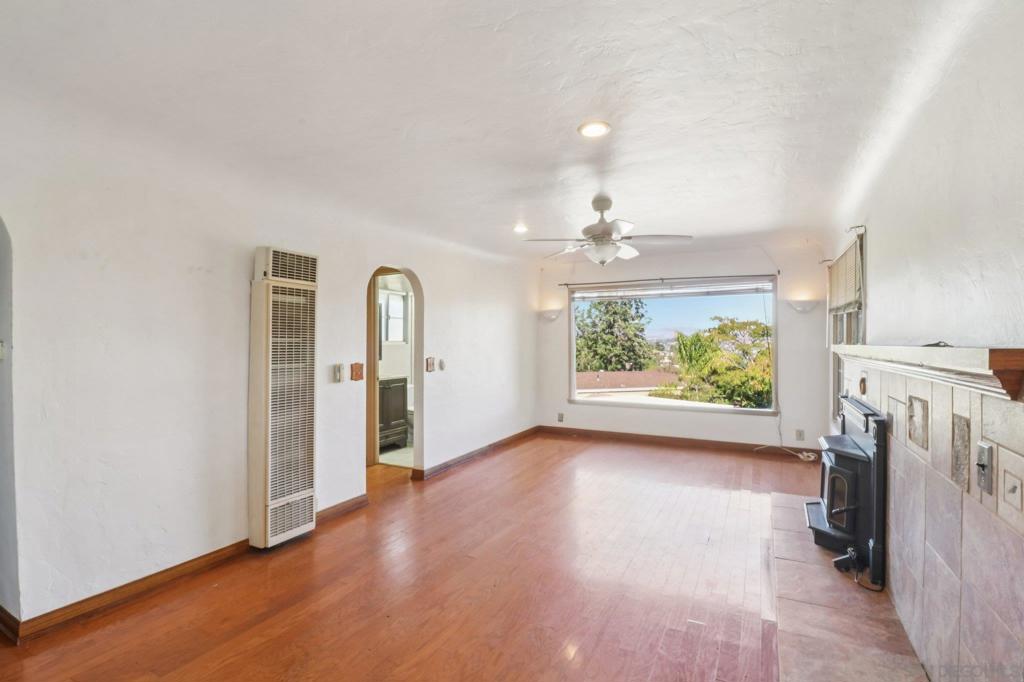 Lakeside - Residential