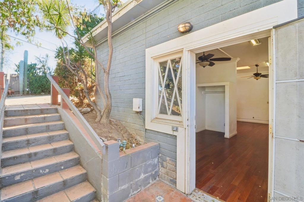 Lakeside - Residential