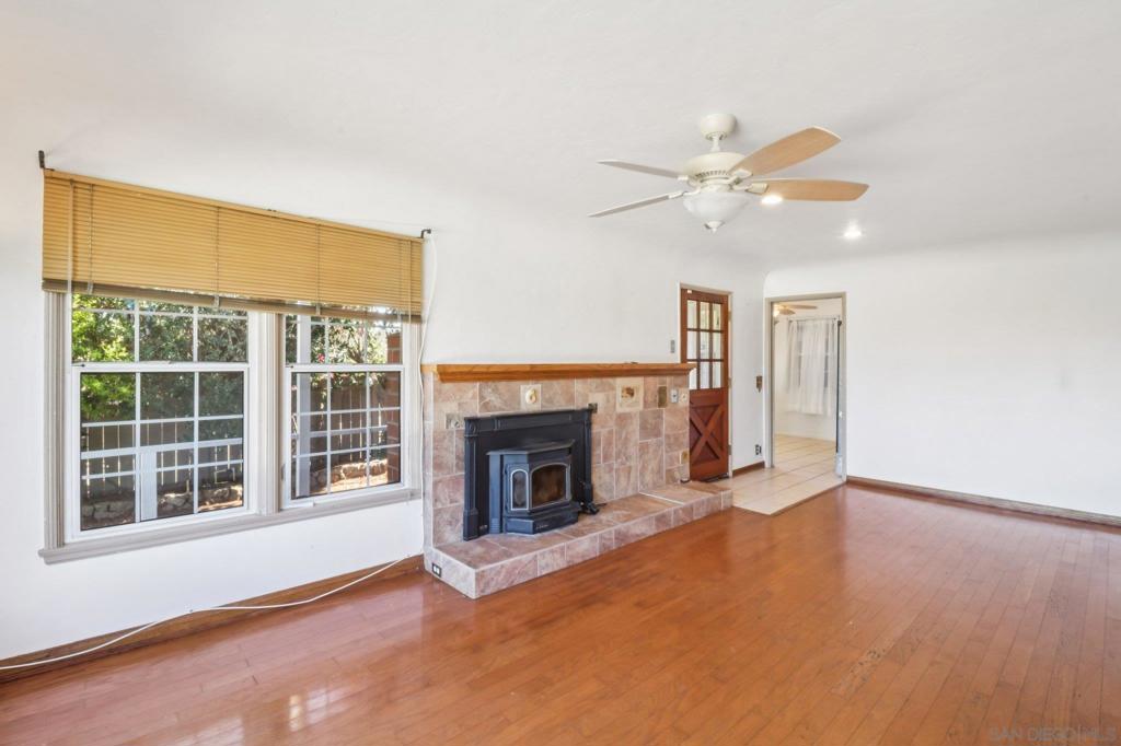 Lakeside - Residential