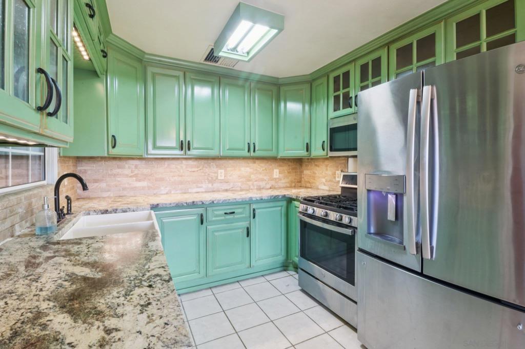 Lakeside - Residential