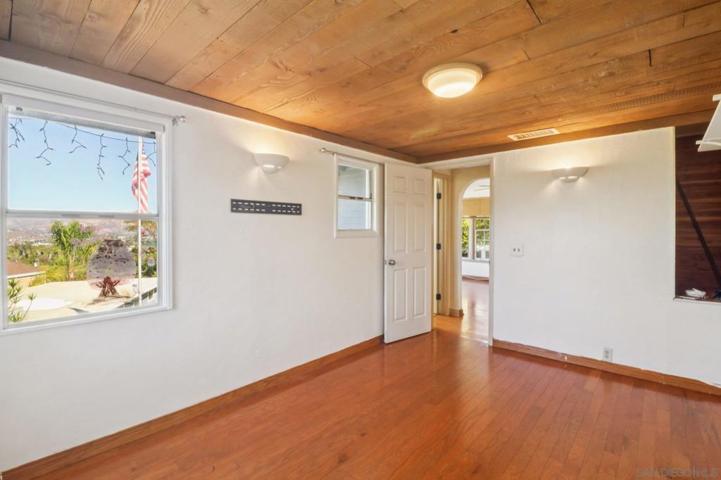 Lakeside - Residential