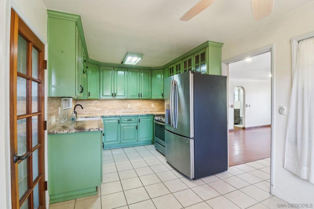 Lakeside - Residential