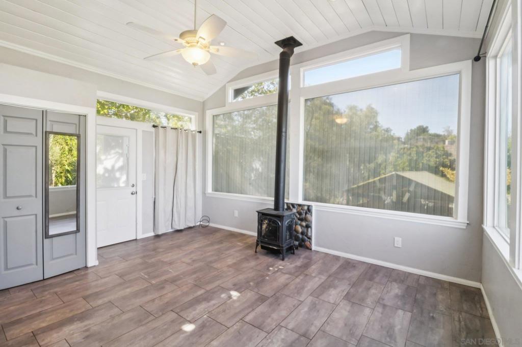 Lakeside - Residential