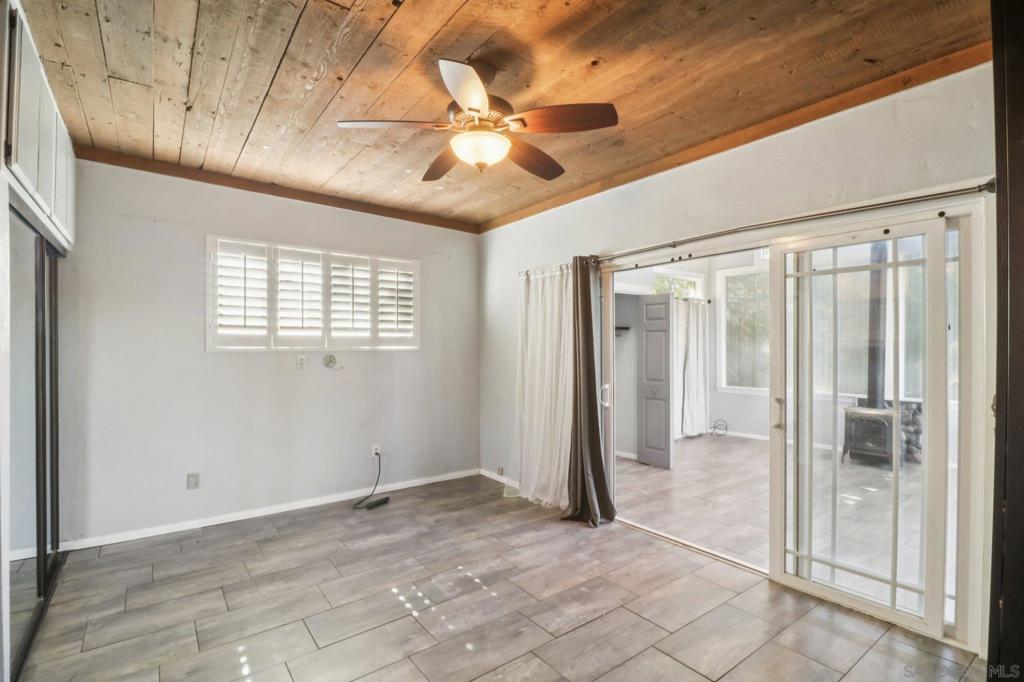 Lakeside - Residential