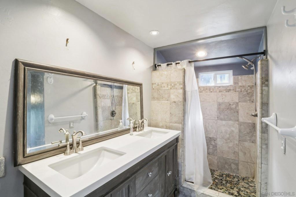 Lakeside - Residential