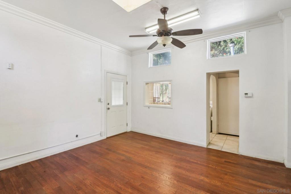 Lakeside - Residential