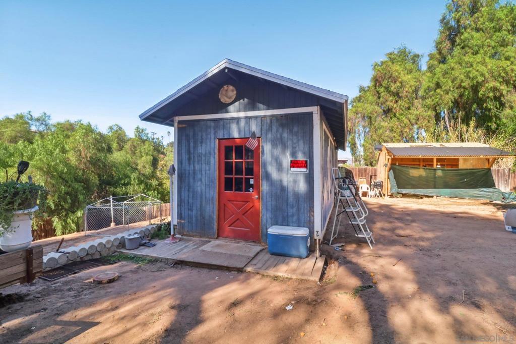 Lakeside - Residential