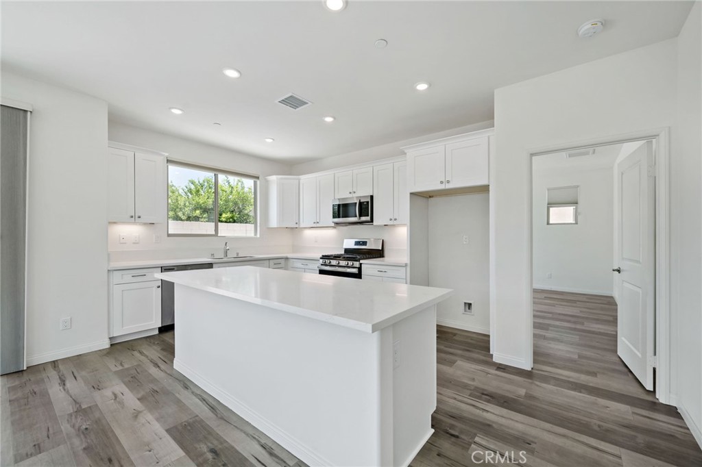 81361 Monet Court