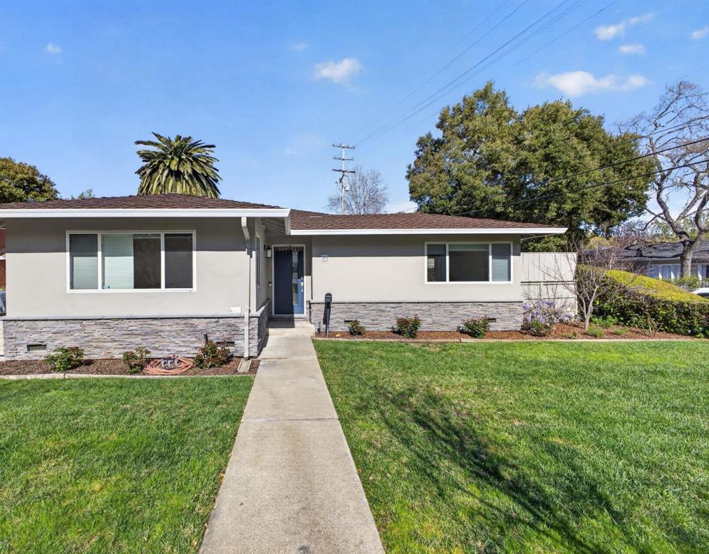 295 Bay Road