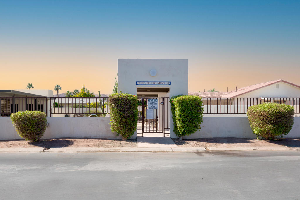 Desert Grove - Manufactured In Park