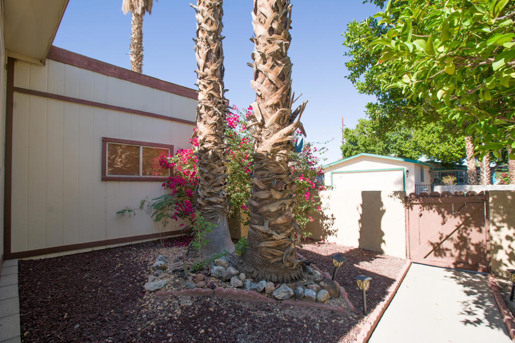 Desert Grove - Manufactured In Park